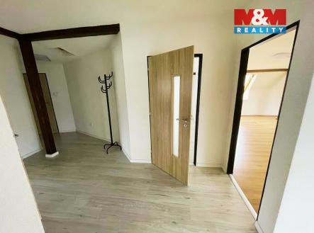 0e68816e-f368-4e01-969c-b1c0db5d3583.jpg | Pronájem bytu, 4+1, 135 m²