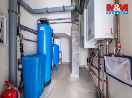 DSCF3718-HDR.jpg | Prodej - obchodní prostor, 326 m²