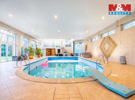 Bazén | Prodej - dům/vila, 847 m²
