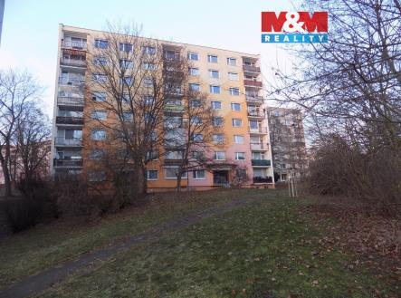 pohled na dům | Pronájem bytu, 1+1, 35 m²