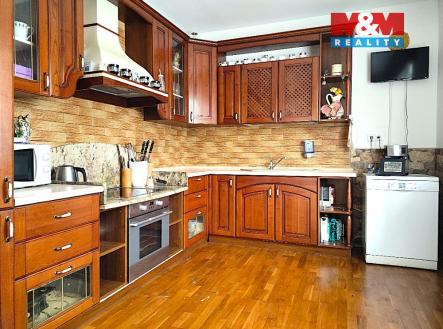 kuchyně | Pronájem - dům/vila, 186 m²