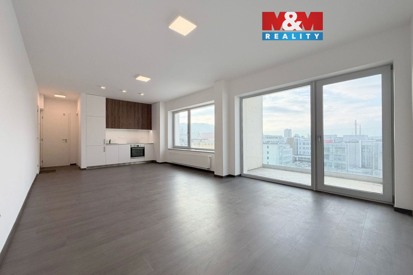 WhatsApp Image 2026-01-08 at 17.37.17 (3).jpeg