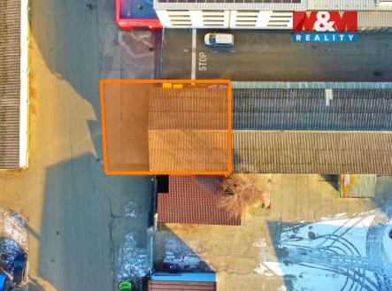 z vrchu  | Prodej - výrobní prostor, 122 m²