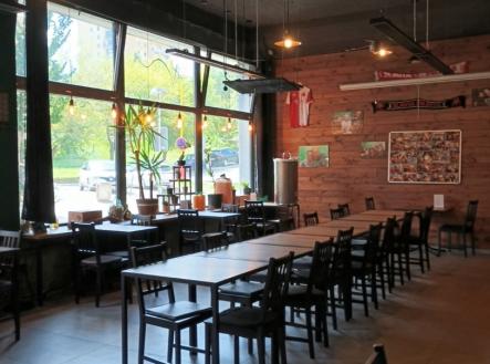 viber_image_2025-09-04_13-02-02-966.jpg | Pronájem - obchodní prostor, 180 m²