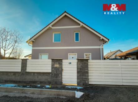 Dům - pohled z ulice | Prodej - dům/vila, 148 m²