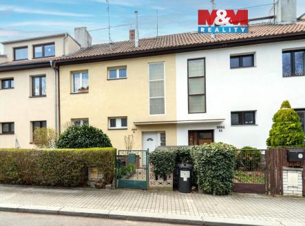 dům.jpg | Prodej - dům/vila, 180 m²