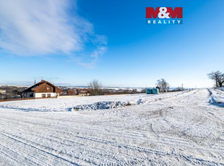 web_01_20260105_MM_pozemek_Halenkovice-Hradska.jpg | Prodej - pozemek pro bydlení, 1 300 m²