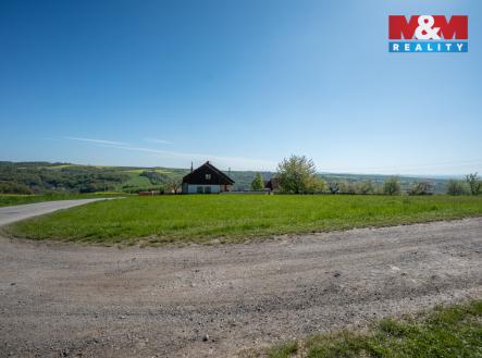 web_013_20262904_MM_pozemek_Halenkovice-Hradska-2.jpg | Prodej - pozemek pro bydlení, 1 300 m²