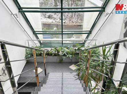 Schodiště | Pronájem - kanceláře, 405 m²