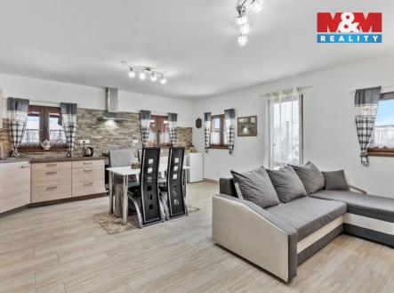 Obývací pokoj 2.jpg | Prodej - dům/vila, 111 m²