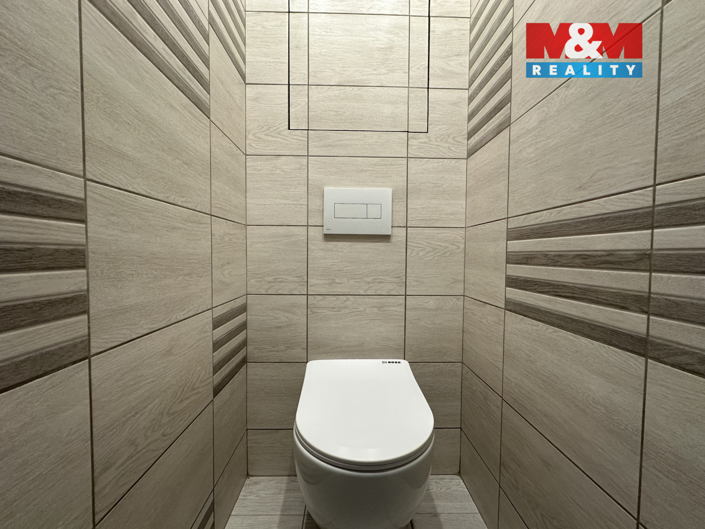 Pronájem bytu 2+1, 51 m², Chomutov, ul. Blatenská