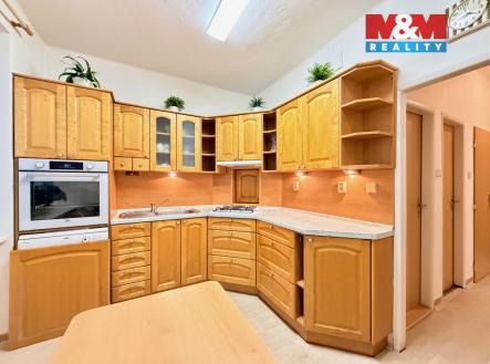 Foto Poruba kuchyň.jpeg | Pronájem bytu, 2+1, 66 m²