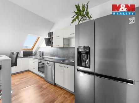 obývací pokoj s kuchyňským koutem | Prodej bytu, 2+kk, 84 m²