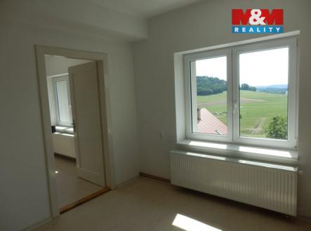 P8200012 | Pronájem bytu, 1+1, 40 m²