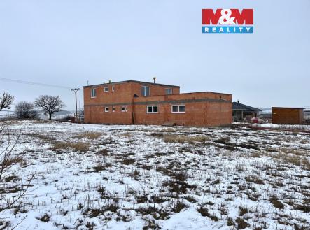 image_EBC3D9A4-A0B9-4FA8-8C53-2874D3FCA3F8_1769175156.jpeg | Prodej - dům/vila, 200 m²