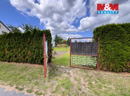 vstup na pozemek | Prodej - pozemek pro bydlení, 550 m²