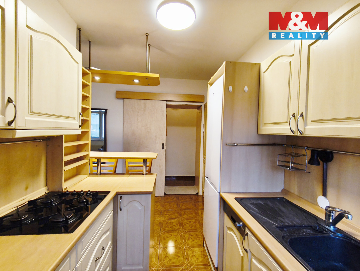 Kuchyňský kout se spotřebiči