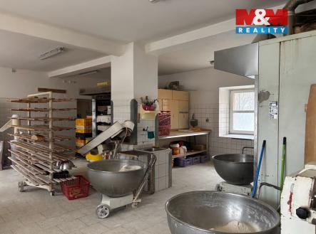 IMG_1598.jpeg | Prodej - obchodní prostor, 1 055 m²