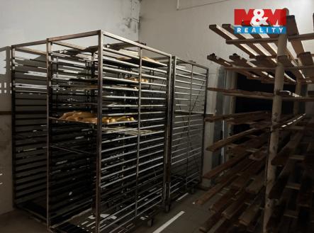 IMG_1596.jpeg | Prodej - obchodní prostor, 1 055 m²