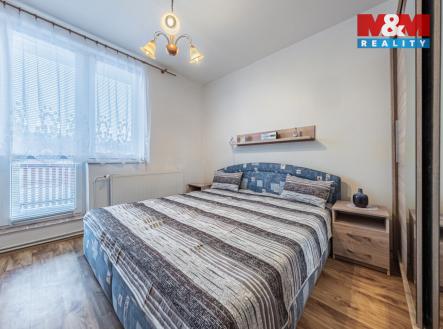 ložnice v 1. NP | Prodej - dům/vila, 165 m²