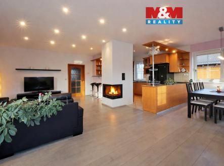 Krb v obýváku v přízemí | Prodej - dům/vila, 165 m²