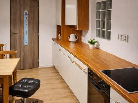 IMG-20260122-WA0002.jpg | Pronájem bytu, 3+1, 98 m²