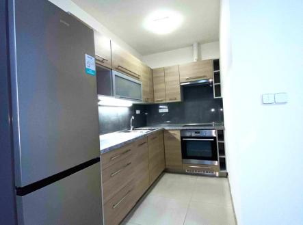 IMG_0343_001.jpeg | Pronájem bytu, 2+kk, 34 m²