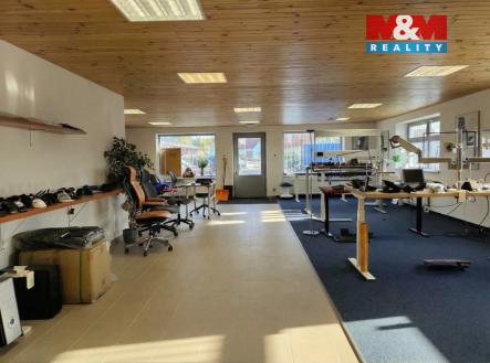 Interiér | Prodej - obchodní prostor, 972 m²