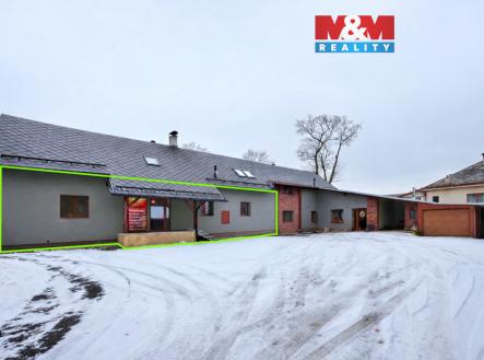 Pohled z venku | Pronájem - obchodní prostor, 84 m²