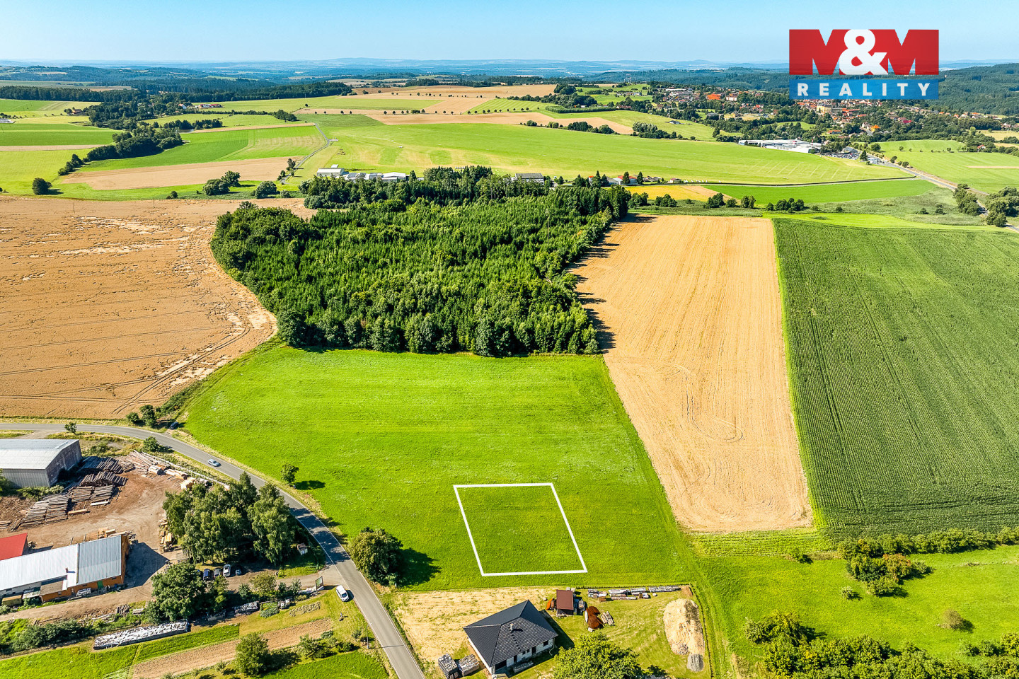 Pozemek 2barva bez domu.jpg