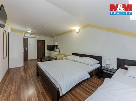 IMG_2390-HDR.jpg | Pronájem bytu, 1+kk, 28 m²