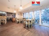 Pronájem - restaurace, 616 m²