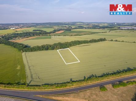 933623 - Prodej pole 1/2, 17801 m², Nupaky | Prodej - pozemek, zemědělská půda, 17 801 m²