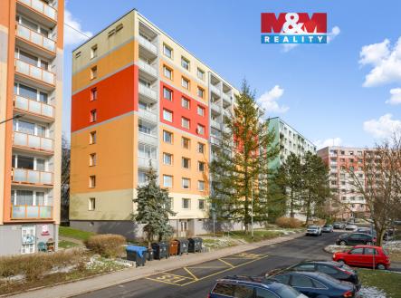 Pohled na dům | Prodej bytu, 1+1, 35 m²