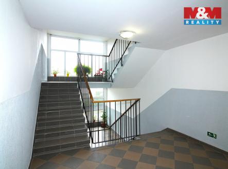 schodiště | Pronájem bytu, 1+1, 41 m²