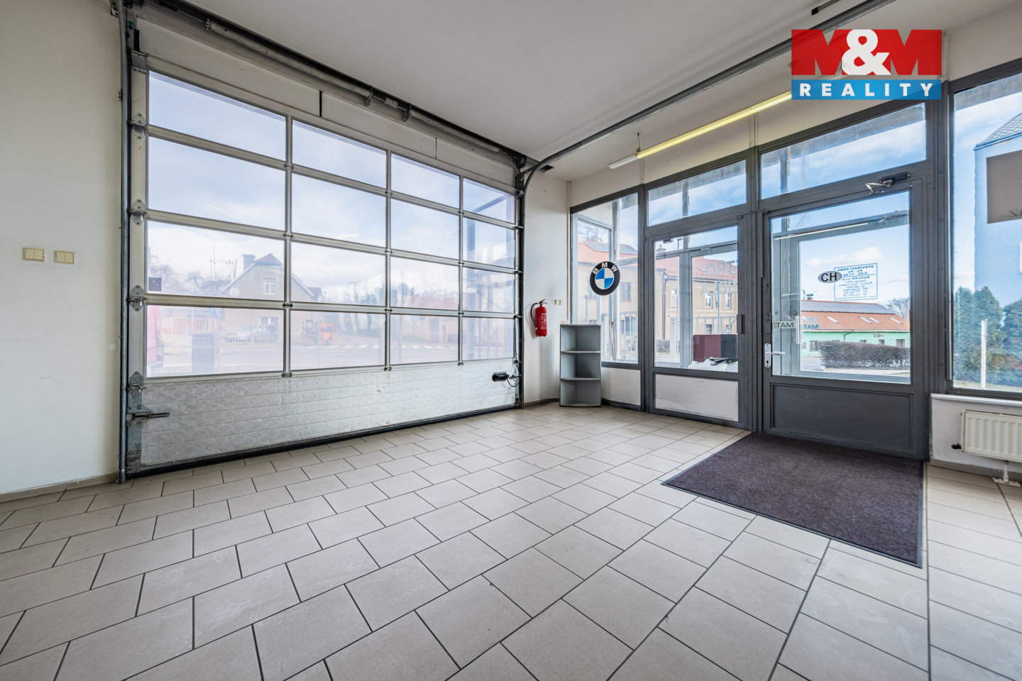 Pronájem obchod a služby, 223 m², Praha, ul. Tlustého