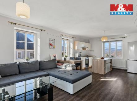 Patro obývací pokoj s kuchyní 3.jpg | Prodej - dům/vila, 160 m²
