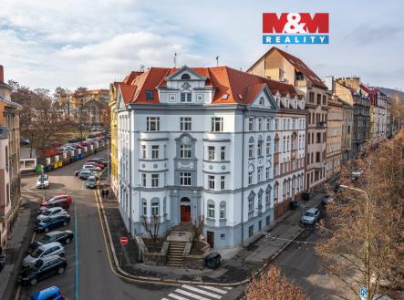 pohled na dům | Prodej bytu, 3+1, 99 m²