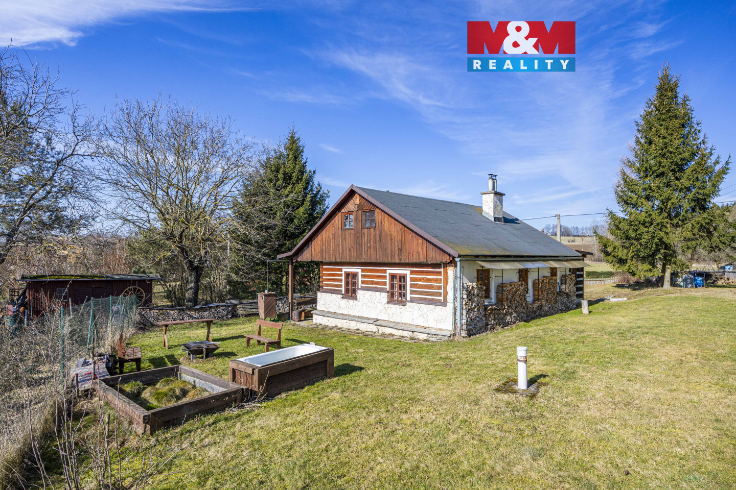 chalupa + zahrada