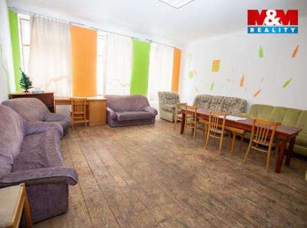 b20b6f67-8d31-474e-81cc-ff4a2440b1ed.jpg | Prodej - dům/vila, 440 m²