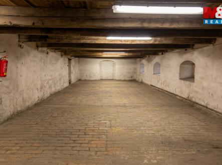 Odstra_nepoadek_7e25bbabcb.jpeg | Pronájem - skladovací prostor, 692 m²