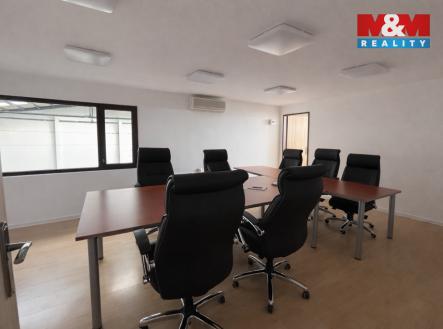 IMG_7948.jpeg | Pronájem - skladovací prostor, 660 m²