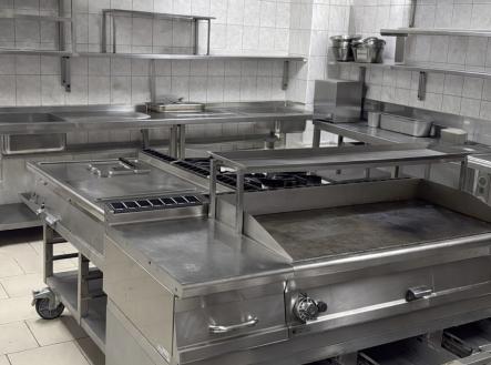 1B2EAB27-2CDB-4E21-ACB3-51A33D0D5ED9.jpg | Pronájem - restaurace, 250 m²