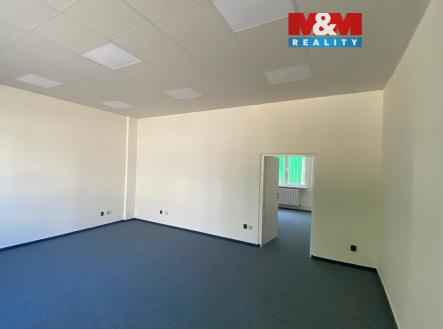 č.1a,b kancelář-opraveno - 4 z 6.jpeg | Pronájem - kanceláře, 56 m²