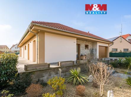 Dům | Prodej - dům/vila, 174 m²