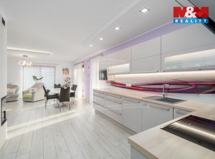 Obývací pokoj s kk | Prodej - dům/vila, 174 m²