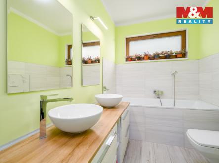 Koupelna | Prodej - dům/vila, 174 m²