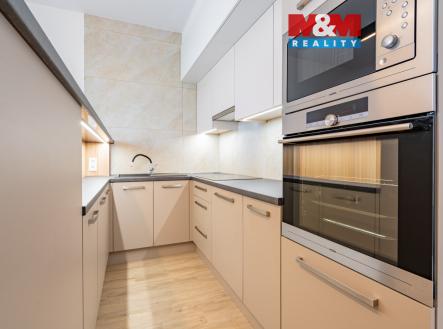 DSC03721-HDR.jpg | Pronájem bytu, 2+kk, 49 m²