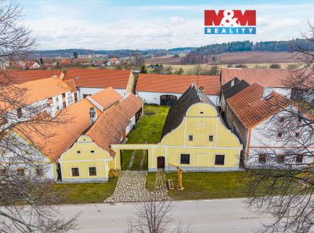 DJI_20250809075240_0037_D.jpg | Prodej - dům/vila, 250 m²