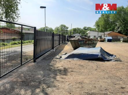 PHOTO-2026-02-12-18-04-02 (1).jpg | Pronájem - pozemek pro komerční výstavbu, 804 m²